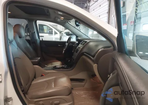 2014 GMC Acadia Denali z USA, uszkodzony, nr VIN 1GKKVTKD6EJ228795